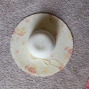 Floral straw Beach hat- Brand new